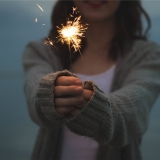 sparkler-677774_1280